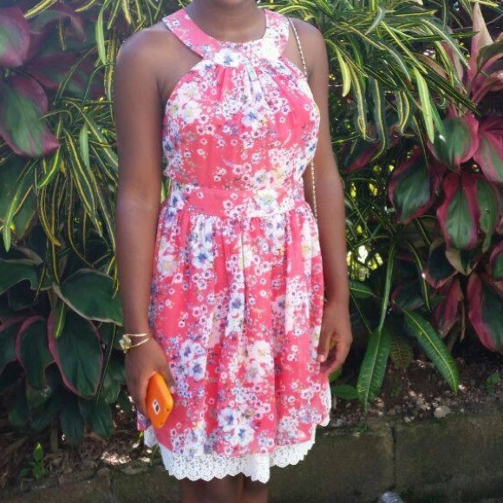 Floral, Flare Dress w/ Open Back & Embroidery.